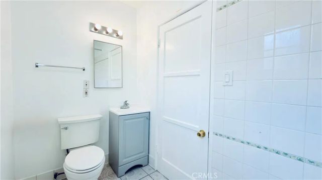4025 Melrose ave., Los Angeles, CA 90029