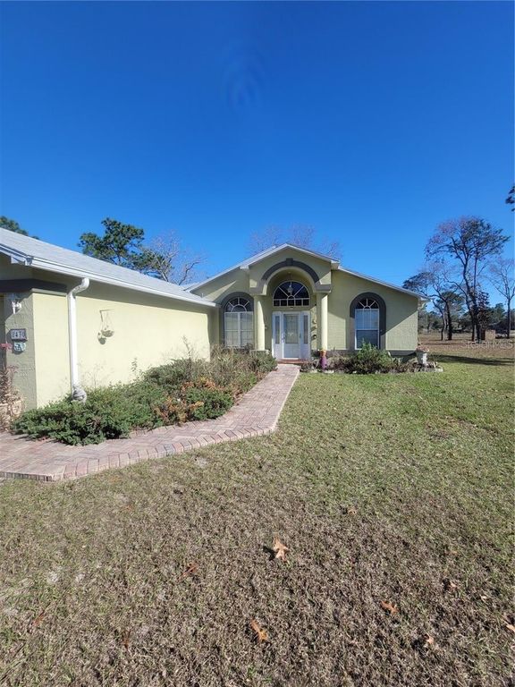8430 MADRID ROAD, Weeki Wachee, FL 34613