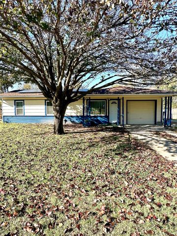 624 Browning Drive, Arlington, TX 76010