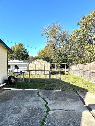 624 Browning Drive, Arlington, TX 76010