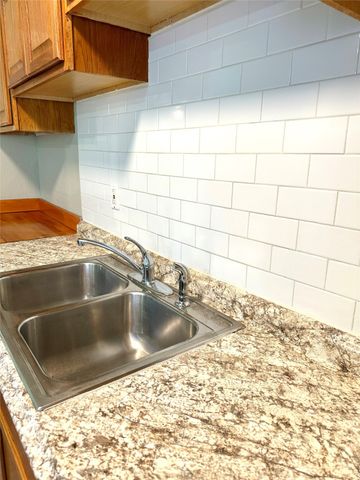 624 Browning Drive, Arlington, TX 76010