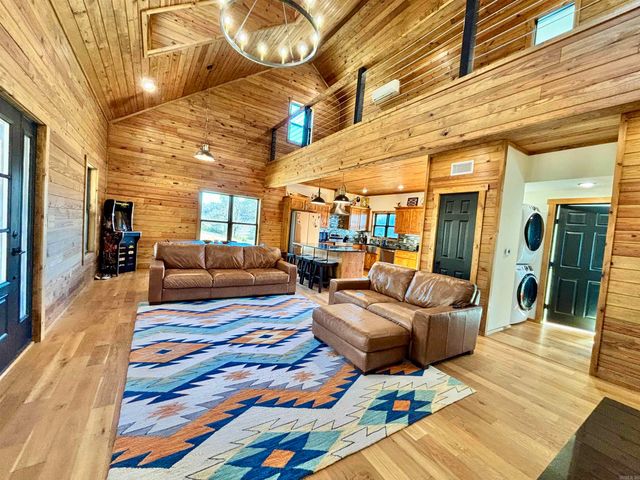 3780 River Road, Guion, AR 72540