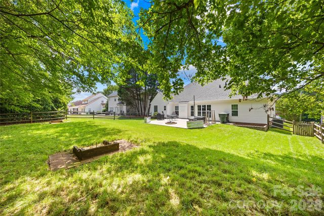 4740 Asherton Place NW, Concord, NC 28027