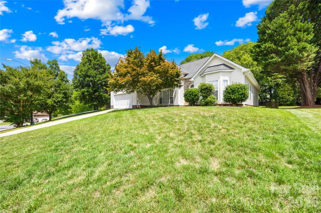 4740 Asherton Place NW, Concord, NC 28027