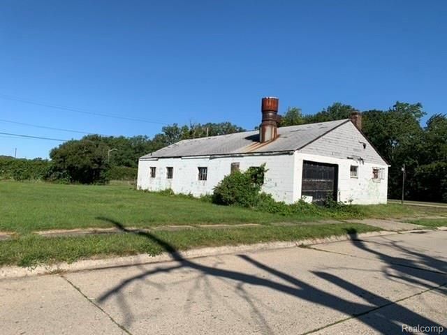 28805 Carlysle Street, Inkster, MI 48141