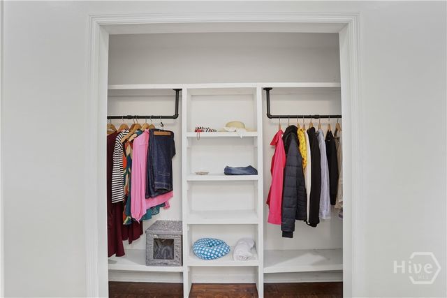 4 E Back Street, Savannah, GA 31419