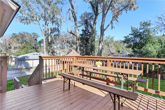 4 E Back Street, Savannah, GA 31419