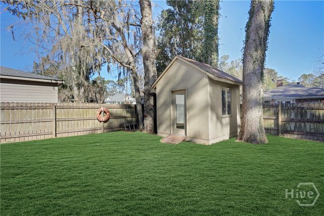 4 E Back Street, Savannah, GA 31419