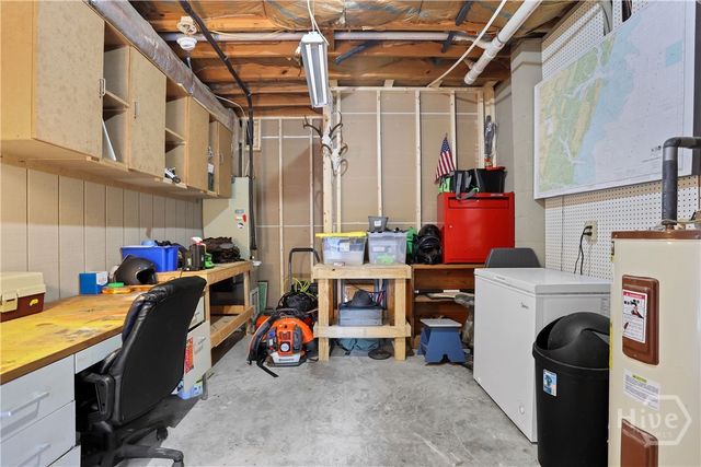 4 E Back Street, Savannah, GA 31419