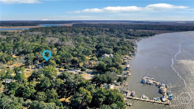 4 E Back Street, Savannah, GA 31419