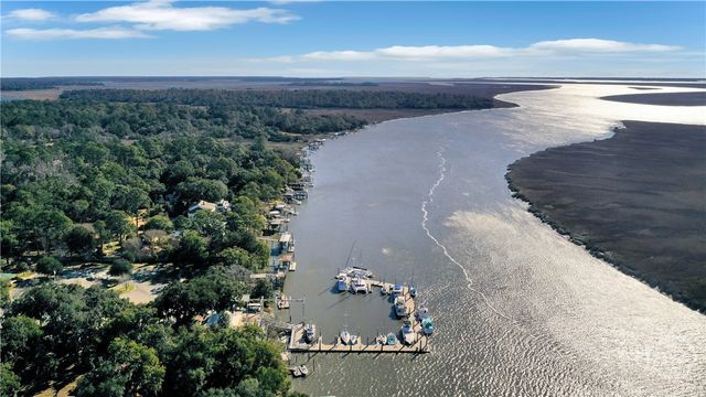 4 E Back Street, Savannah, GA 31419