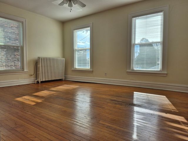 3208 Grove Avenue 2, Berwyn, IL 60402