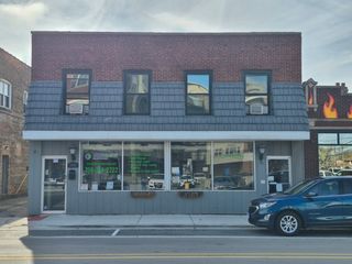 3208 Grove Avenue 2, Berwyn, IL 60402