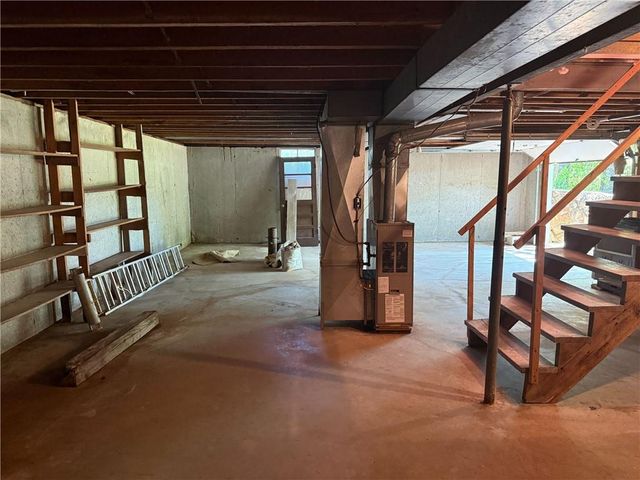 33486 7 Highway, Edwards, MO 65326