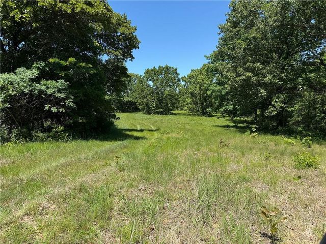 33486 7 Highway, Edwards, MO 65326