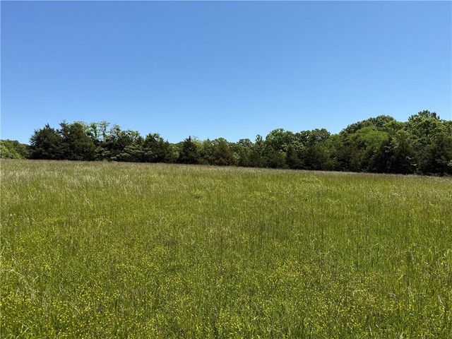 33486 7 Highway, Edwards, MO 65326