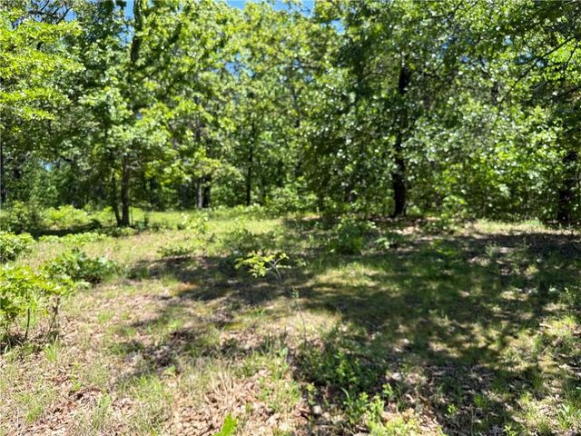 33486 7 Highway, Edwards, MO 65326