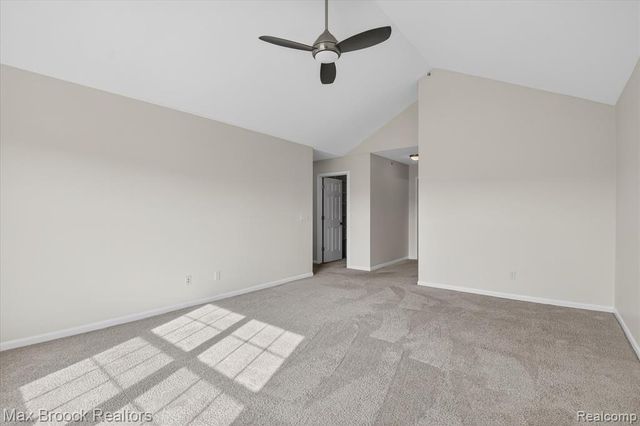 3255 Camden Drive, Troy, MI 48084