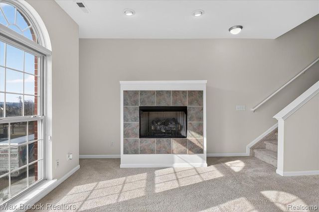 3255 Camden Drive, Troy, MI 48084