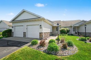 4003 Eastbridge Road, Stockbridge Vlg, MI 49285