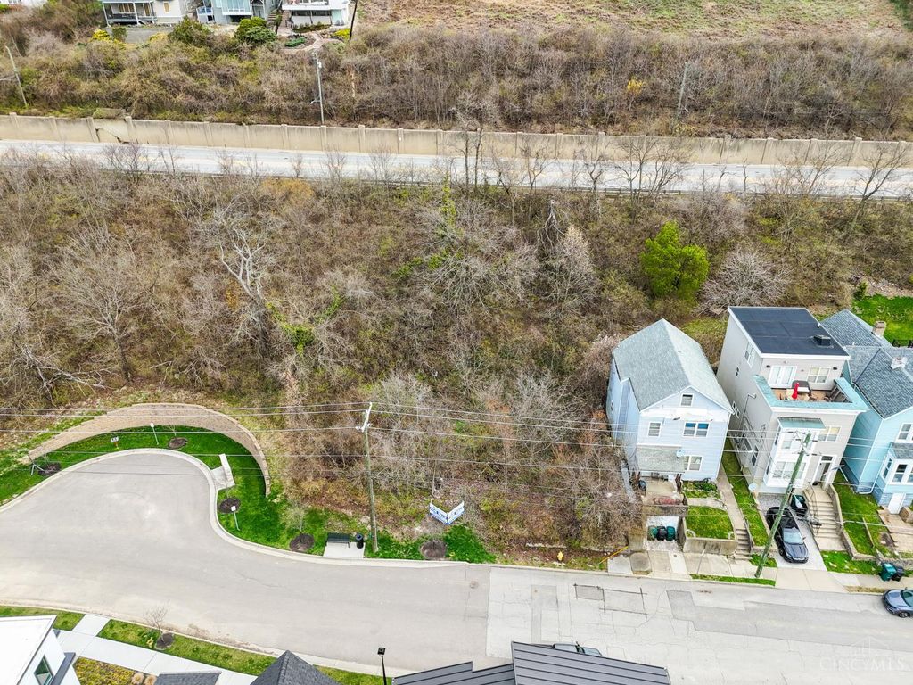 3104 Walworth Avenue, Cincinnati, OH 45226