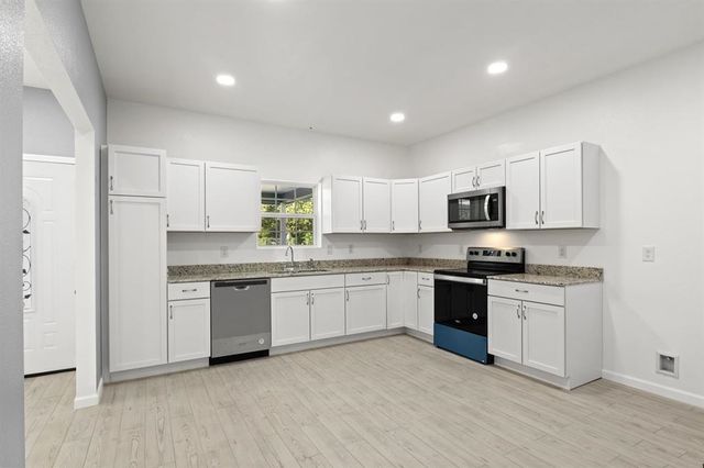 520 N Cecelia, Mount Pleasant, TX 75455