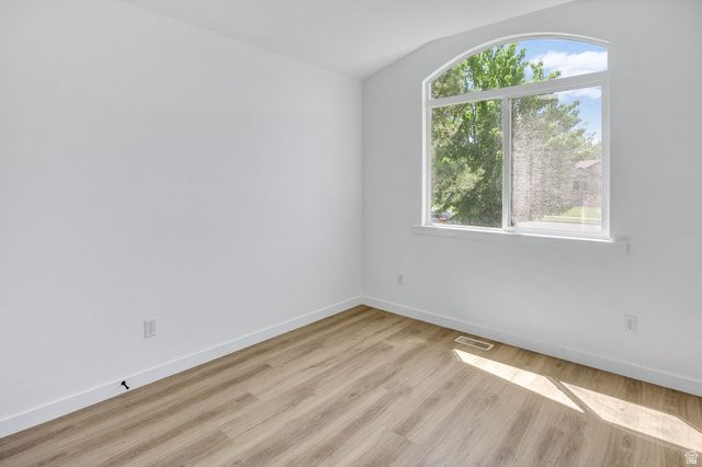 2104 W 2200 S, Syracuse, UT 84075