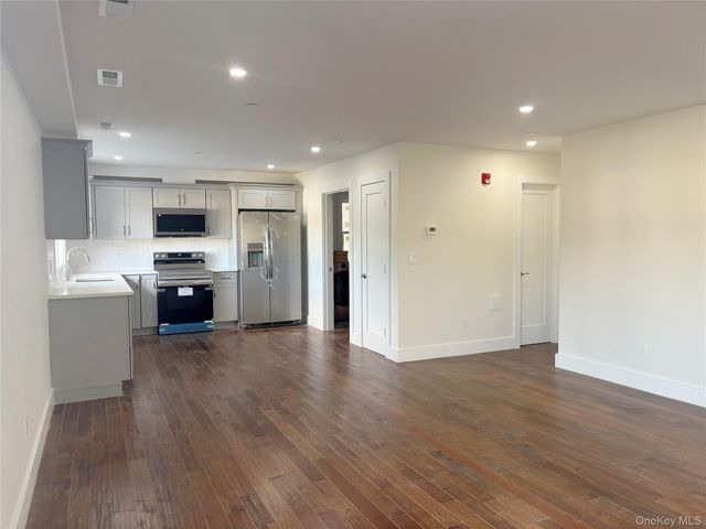 15 Baylis Court A, Tarrytown, NY 10591