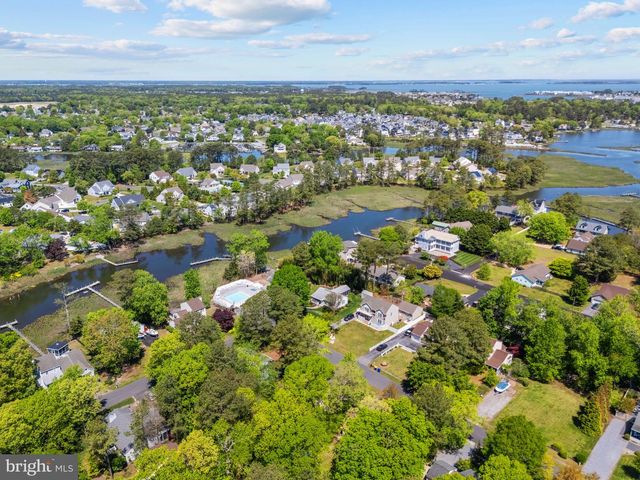 27 SEABROOK RD, Ocean View, DE 19970