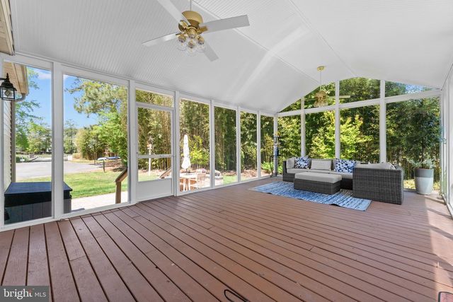 27 SEABROOK RD, Ocean View, DE 19970