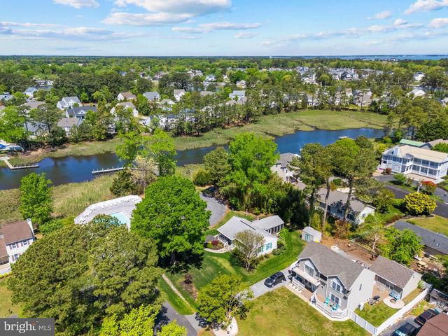 27 SEABROOK RD, Ocean View, DE 19970