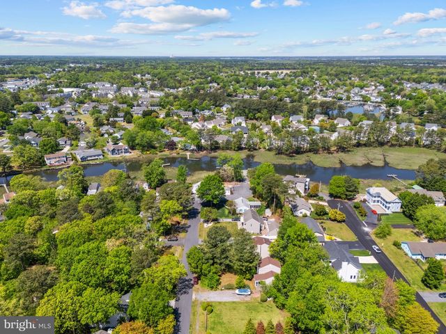 27 SEABROOK RD, Ocean View, DE 19970