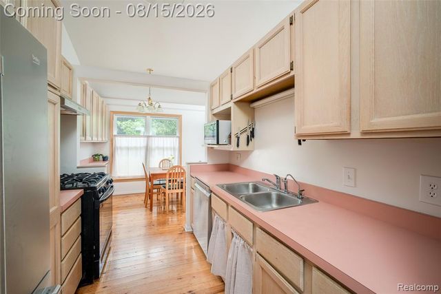 512 Rice Avenue, Ypsilanti, MI 48197