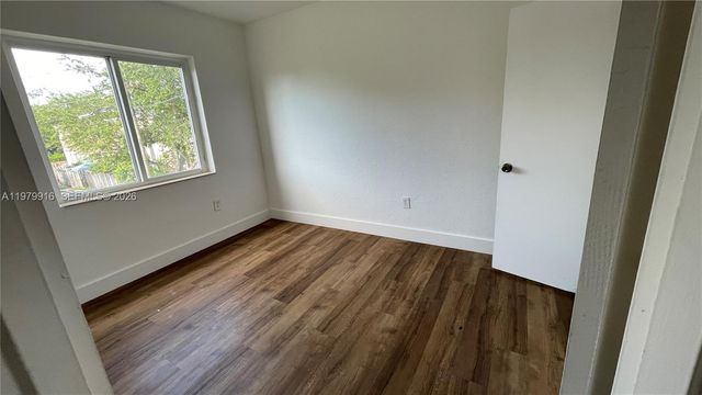 209 NW 84rd St 209, Miami, FL 33150