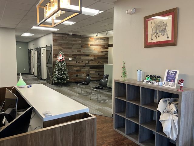 1401 SW 14th Street 9, Bentonville, AR 72712