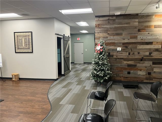 1401 SW 14th Street 9, Bentonville, AR 72712