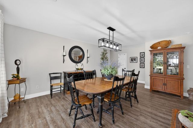 9198 N Fowler Avenue, Clovis, CA 93619