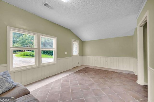 151 Winterberry Lane, Athens, GA 30606