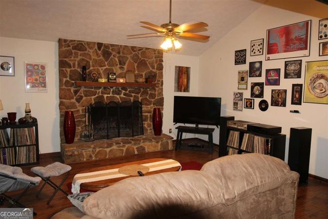 151 Winterberry Lane, Athens, GA 30606