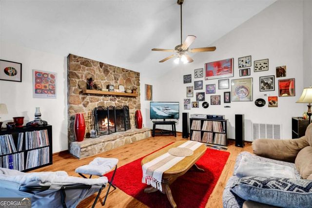 151 Winterberry Lane, Athens, GA 30606