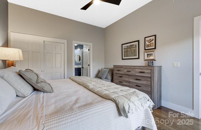 40 River Run, Asheville, NC 28804