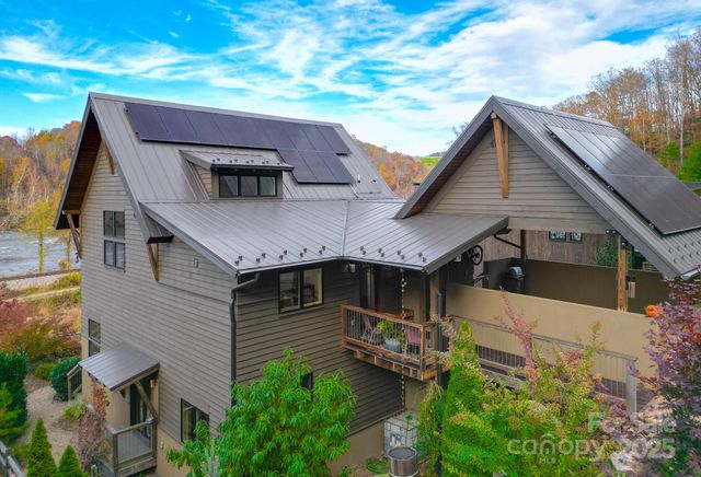 40 River Run, Asheville, NC 28804