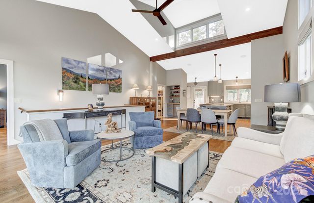 40 River Run, Asheville, NC 28804