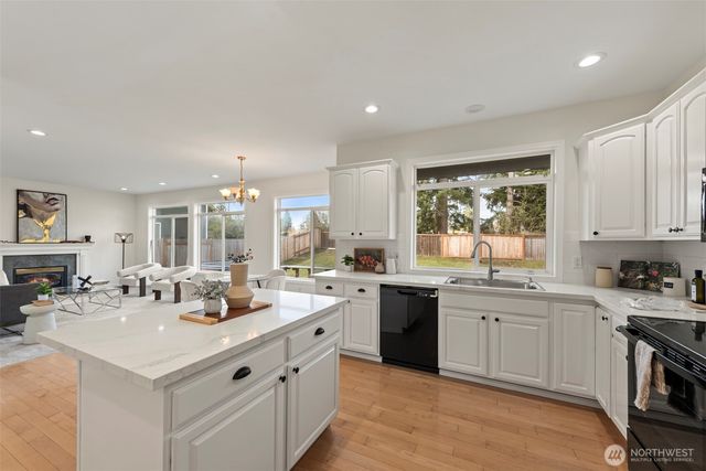 765 Vashon Avenue NE, Renton, WA 98059