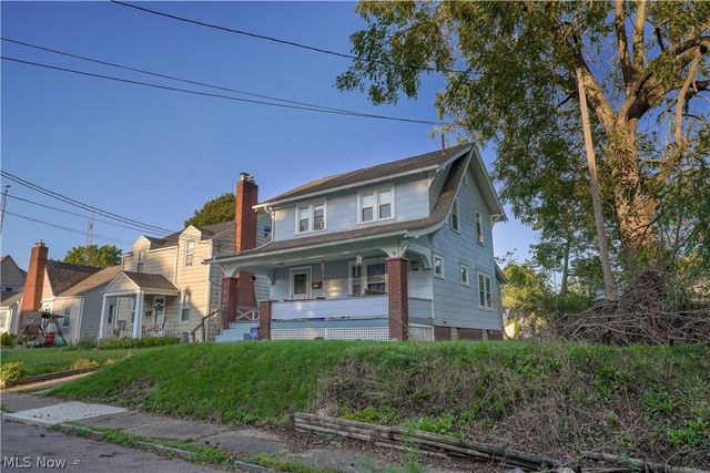 1215 Bellflower Avenue SW, Canton, OH 44710