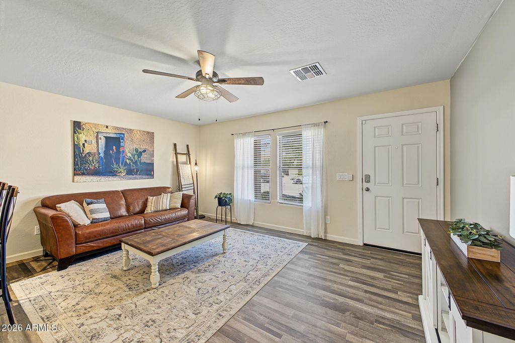 241 W TAYLOR Avenue, Coolidge, AZ 85128 — photo 4