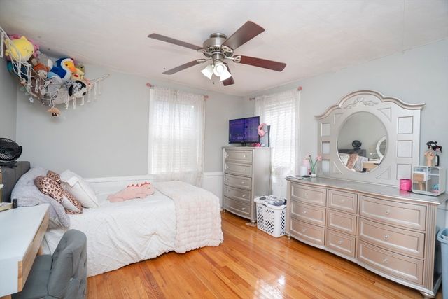 3 Winnegance Ave, Peabody, MA 01960