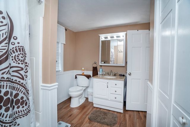 3 Winnegance Ave, Peabody, MA 01960