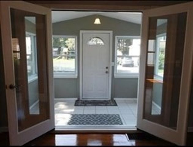3 Winnegance Ave, Peabody, MA 01960