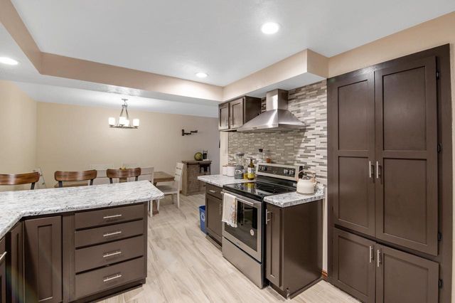2691 MAYLINE DRIVE, Green Bay, WI 54311